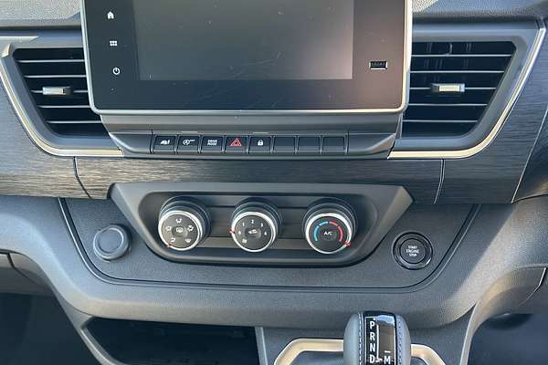 2025 Renault Trafic Premium X82 LWB Low Roof