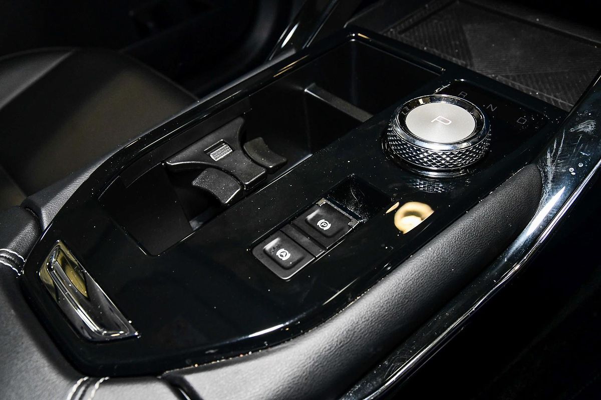 2023 GWM Haval H6 Lux Hybrid B01