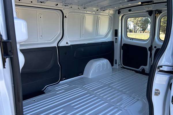 2025 Renault Trafic Premium X82 LWB Low Roof