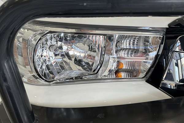 2019 Toyota Hilux SR GUN126R 4X4