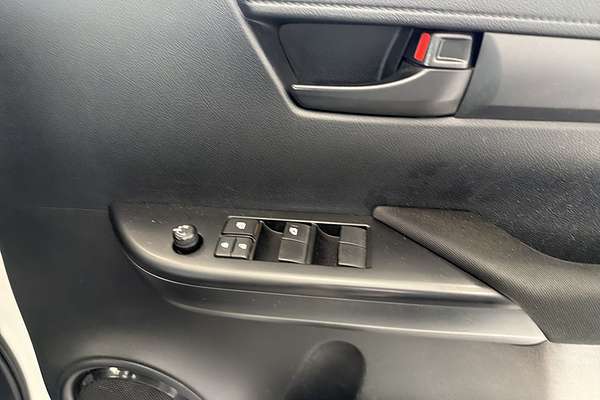 2019 Toyota Hilux SR GUN126R 4X4