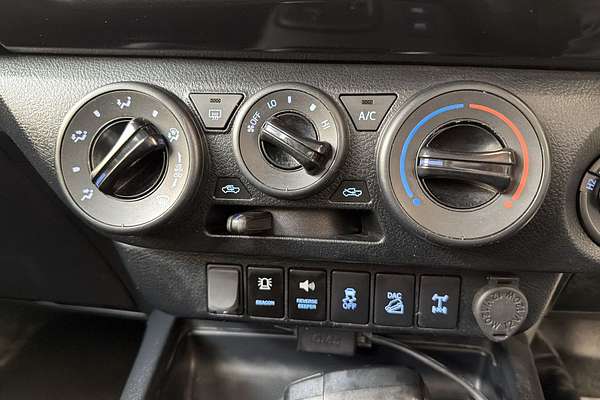 2019 Toyota Hilux SR GUN126R 4X4