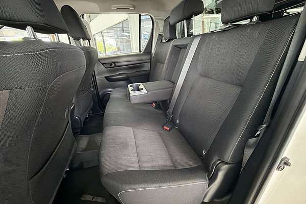 2019 Toyota Hilux SR GUN126R 4X4