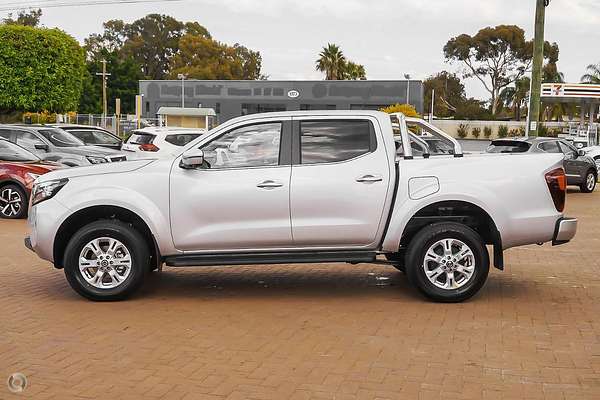 2025 Nissan Navara ST D23 4X4