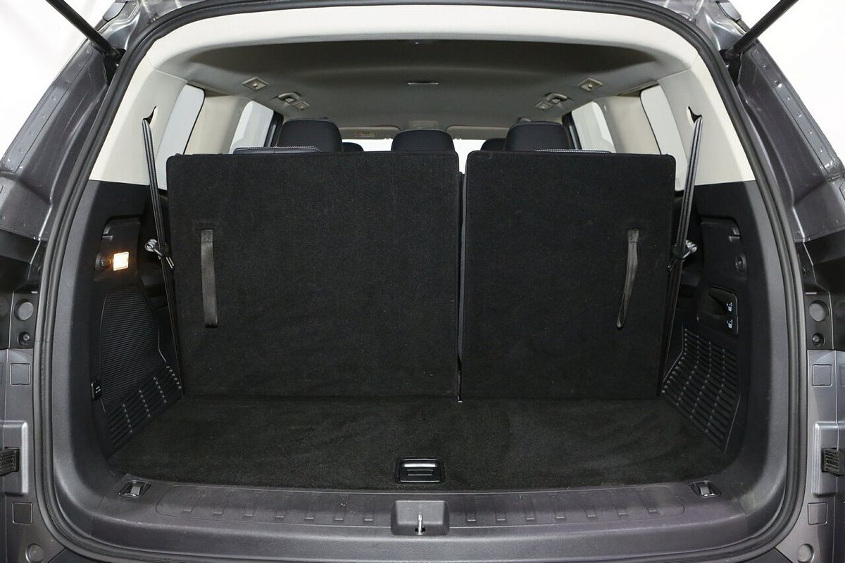 2023 LDV D90 Executive SV9A