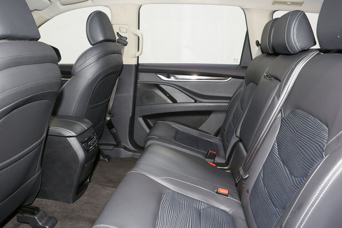 2023 LDV D90 Executive SV9A