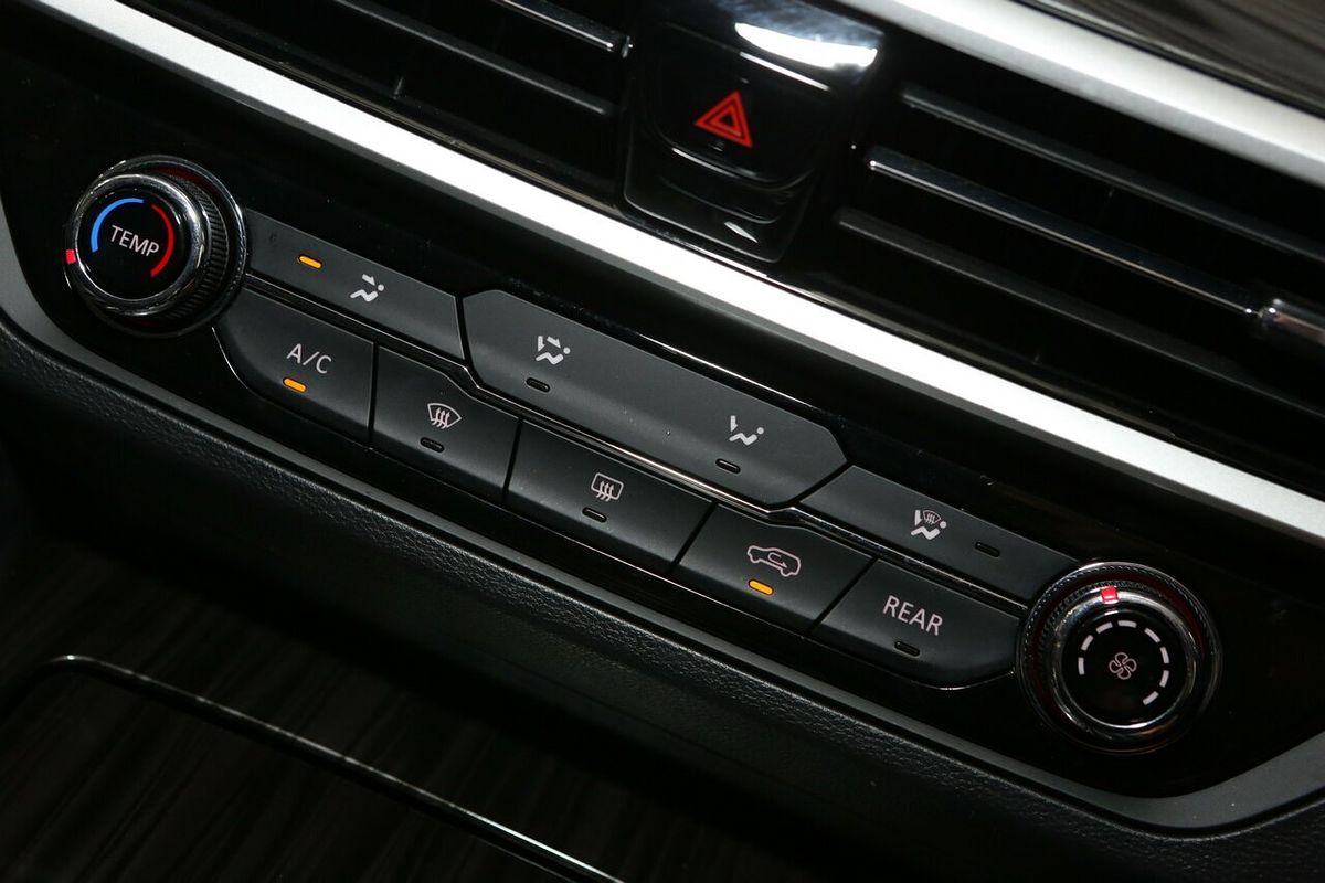 2023 LDV D90 Executive SV9A