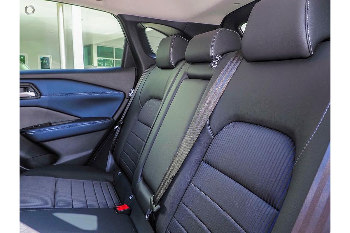 2025 Nissan QASHQAI ST-L J12