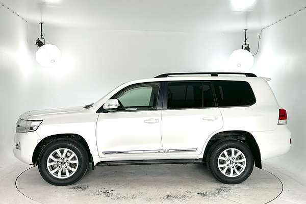 2019 Toyota Landcruiser Sahara VDJ200R