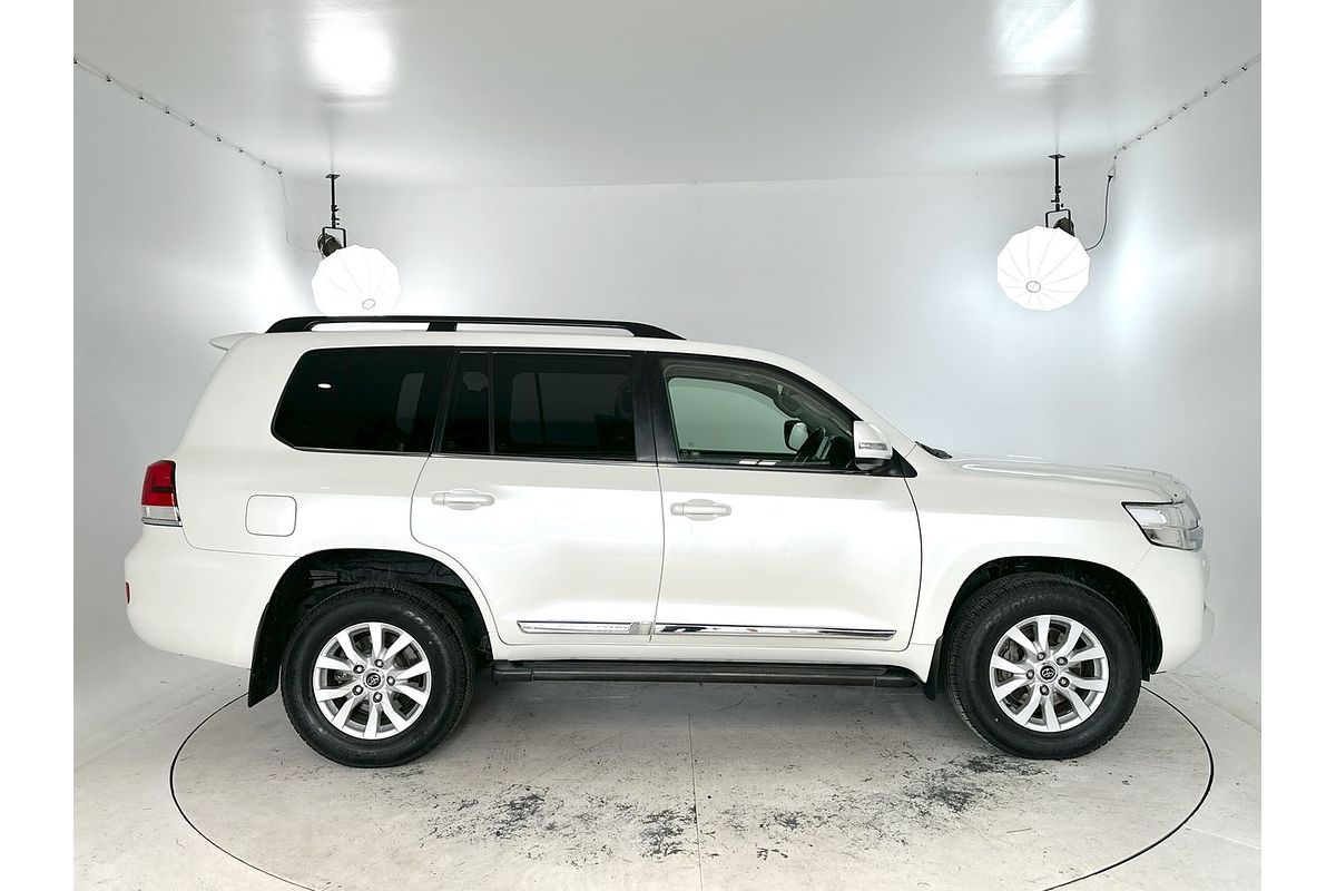 2019 Toyota Landcruiser Sahara VDJ200R