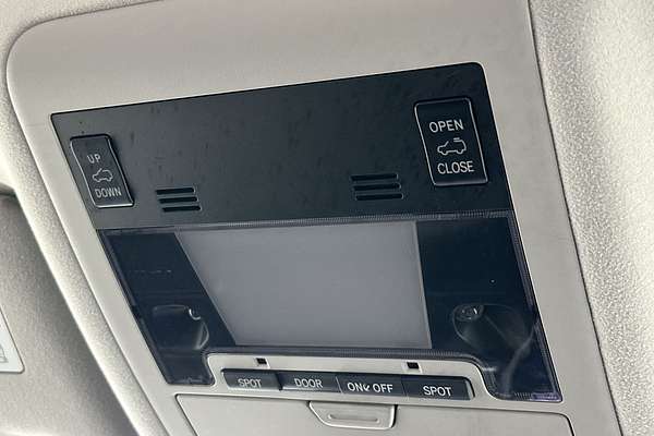 2019 Toyota Landcruiser Sahara VDJ200R