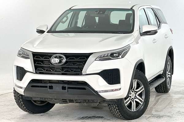 2023 Toyota Fortuner GX GUN156R