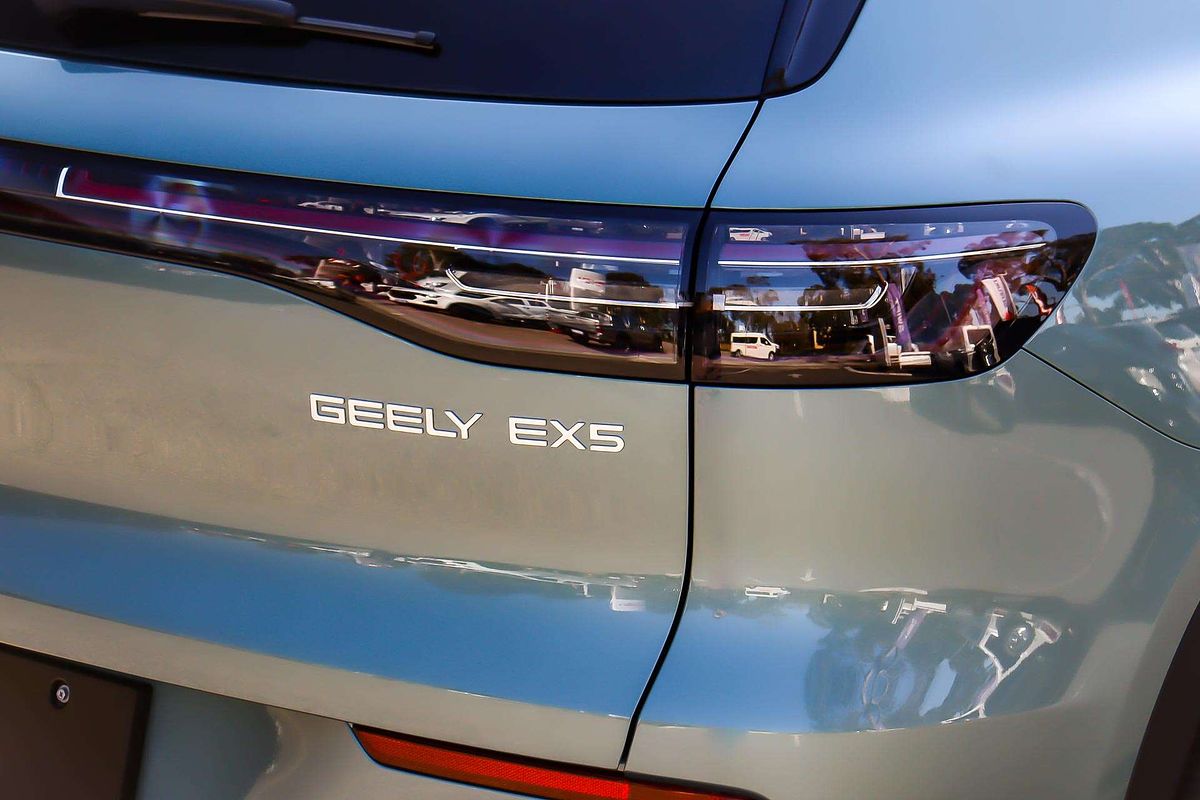 2025 Geely EX5 Inspire E245