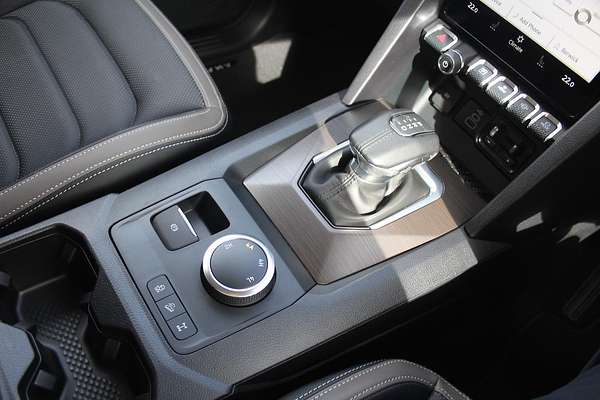 2025 Volkswagen Amarok TDI600 Style NF 4X4