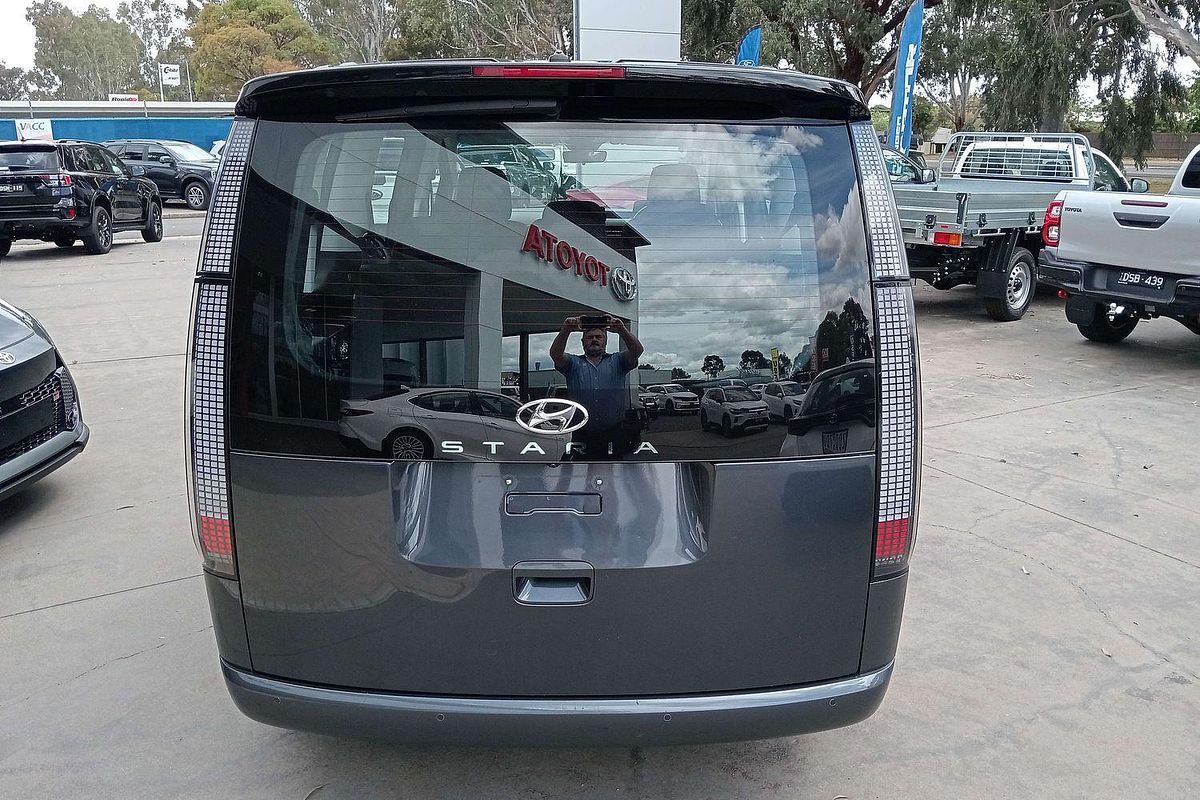 2022 Hyundai STARIA US4.V1