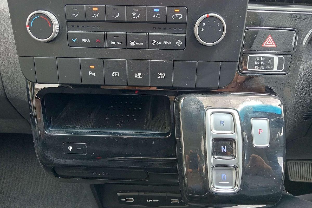 2022 Hyundai STARIA US4.V1