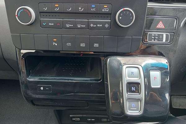 2022 Hyundai STARIA US4.V1