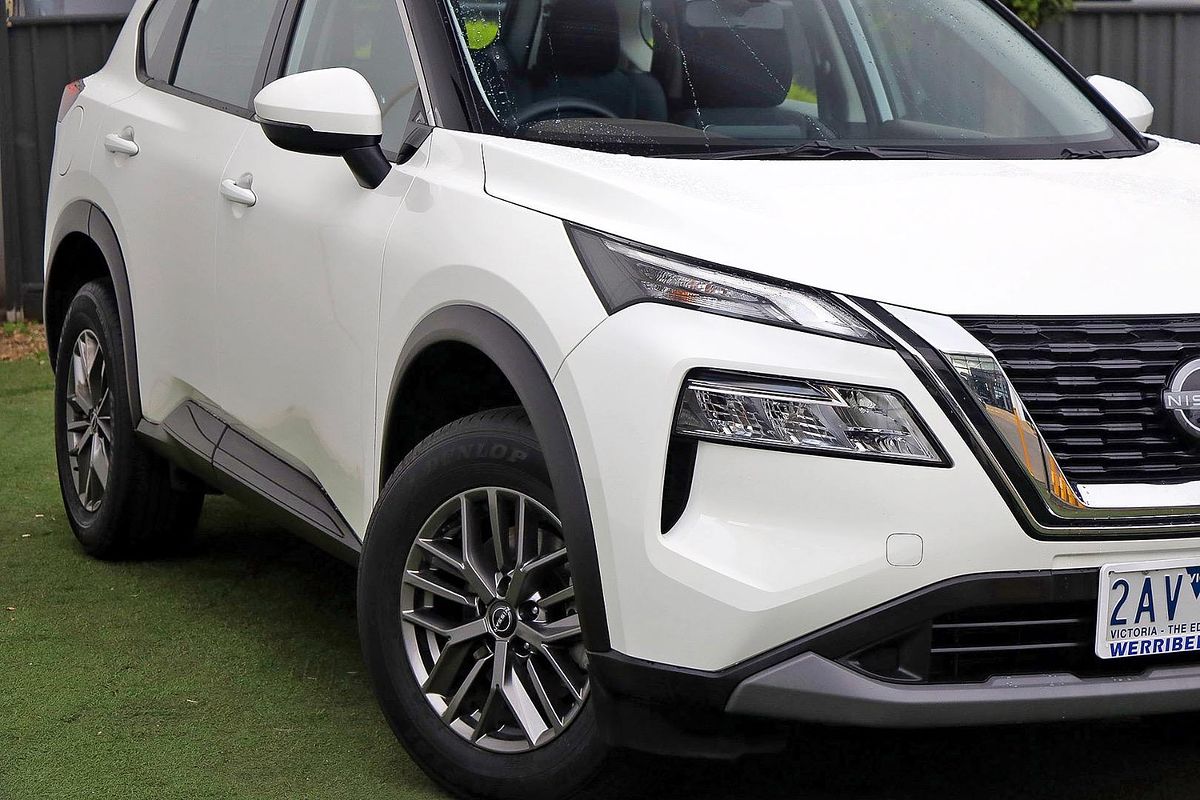 2024 Nissan X-TRAIL ST T33