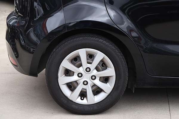 2013 Kia Rio S UB