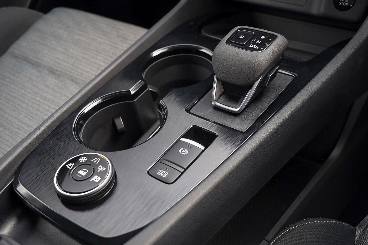 2024 Nissan X-TRAIL ST T33