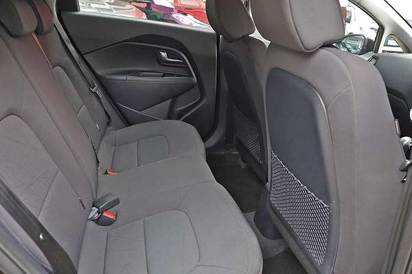 2013 Kia Rio S UB
