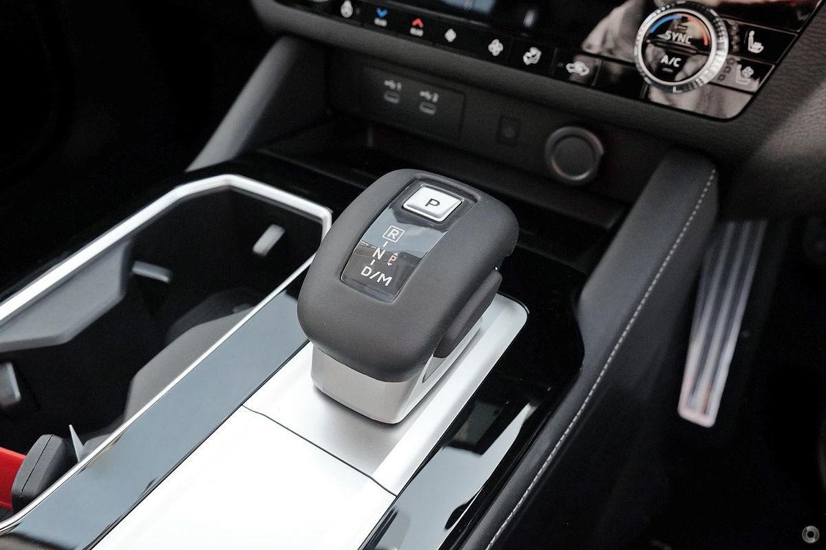 2025 Mitsubishi Outlander Exceed ZM