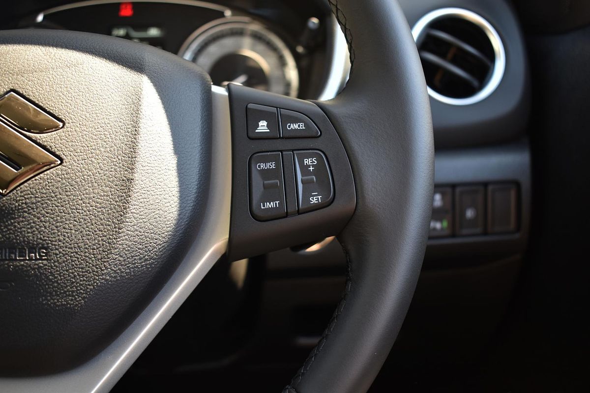 2024 Suzuki Vitara Turbo LY Series II