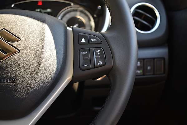 2024 Suzuki Vitara Turbo LY Series II