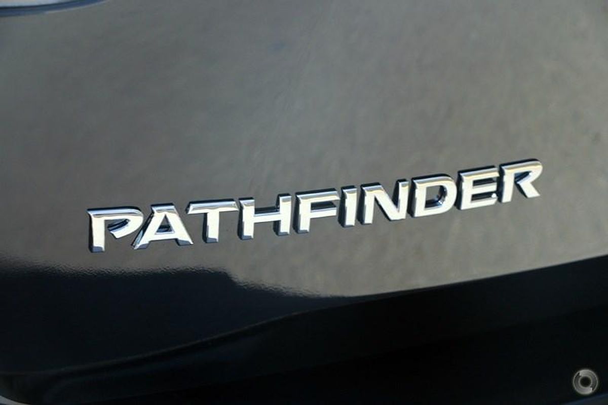 2014 Nissan Pathfinder ST R52