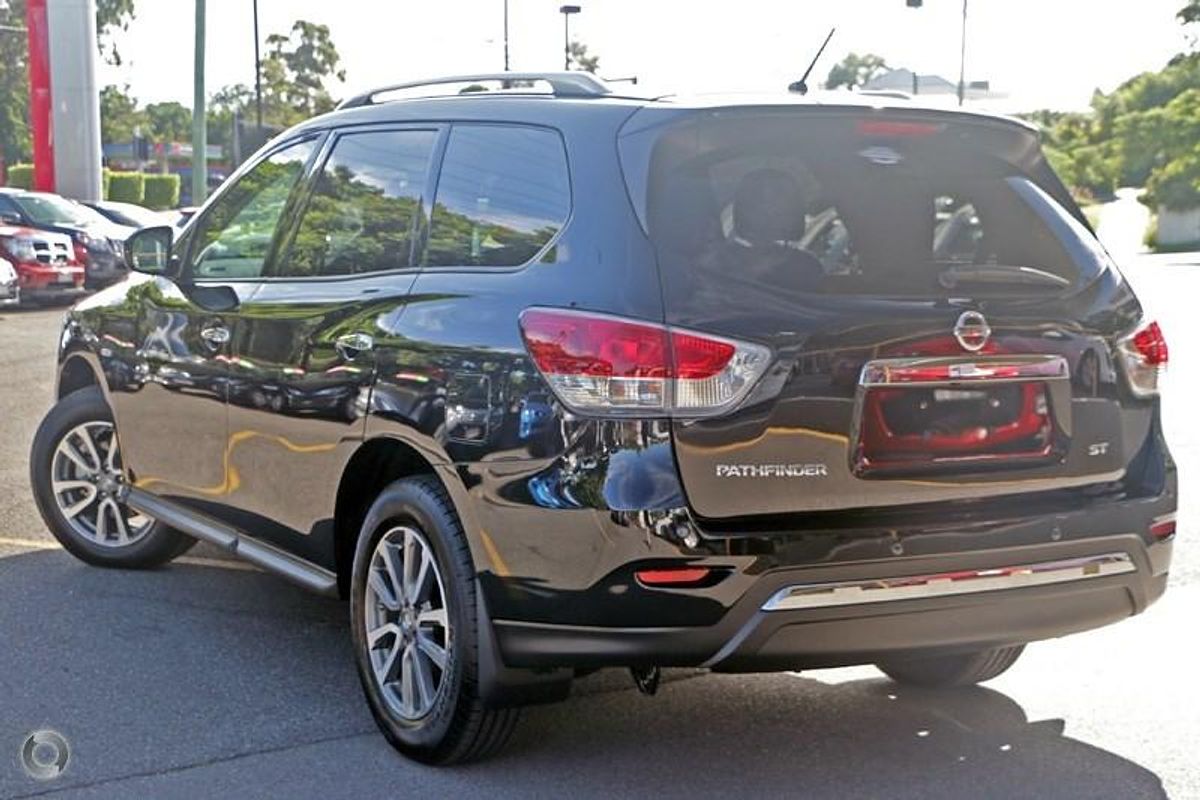 2014 Nissan Pathfinder ST R52