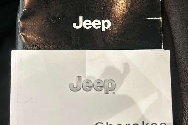 2018 Jeep Cherokee Sport KL