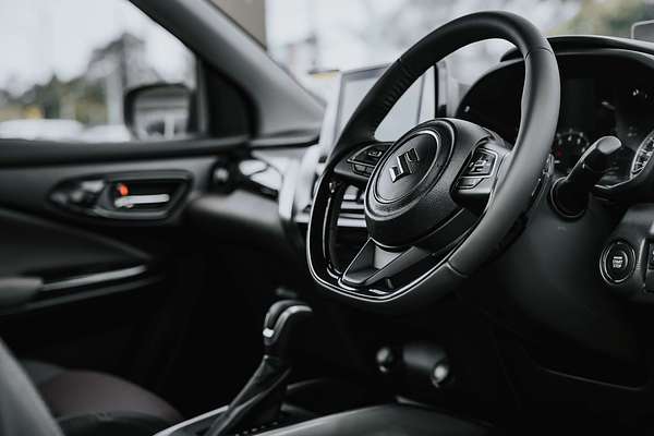 2025 Suzuki Fronx Hybrid GLX KW