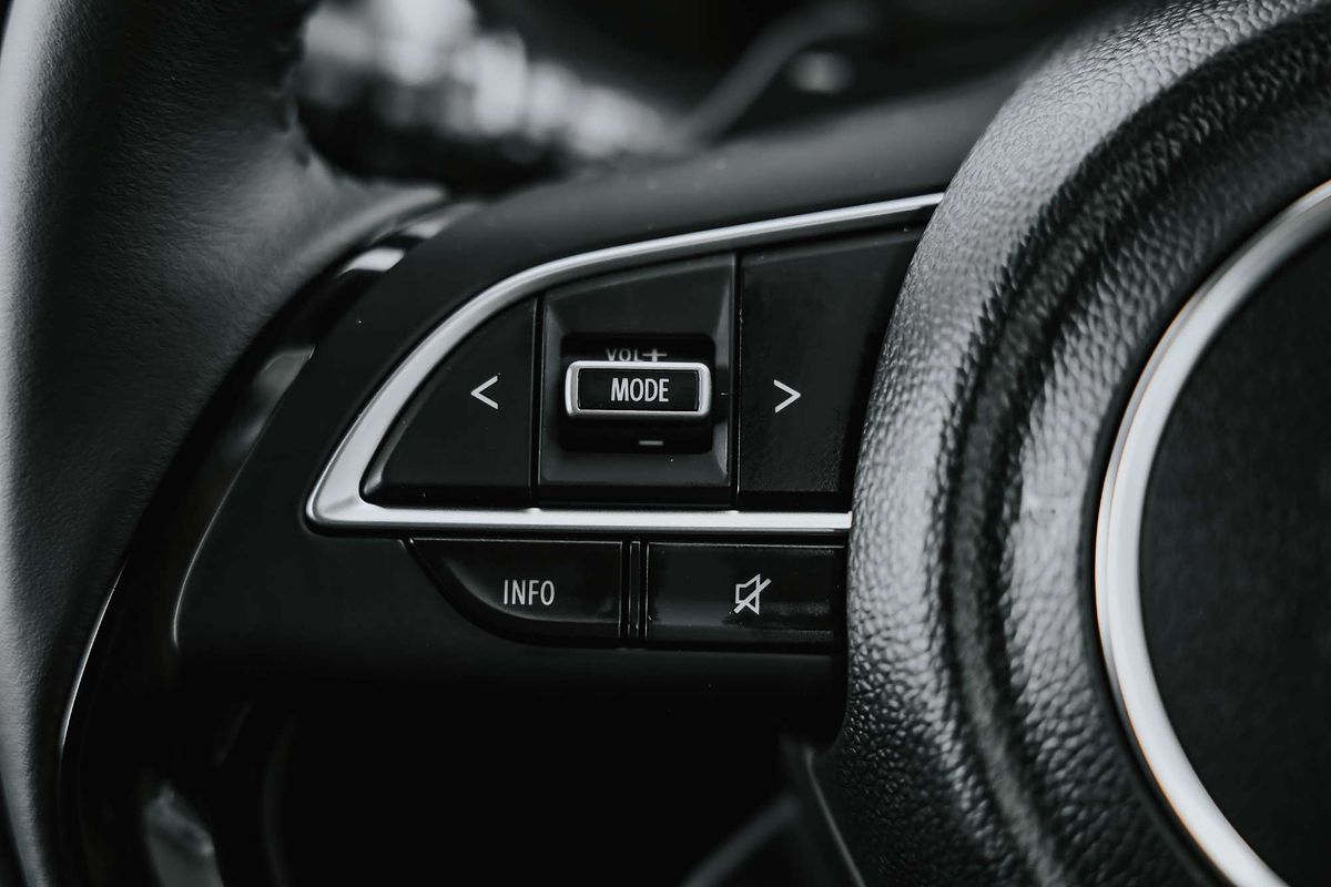 2025 Suzuki Fronx Hybrid GLX KW