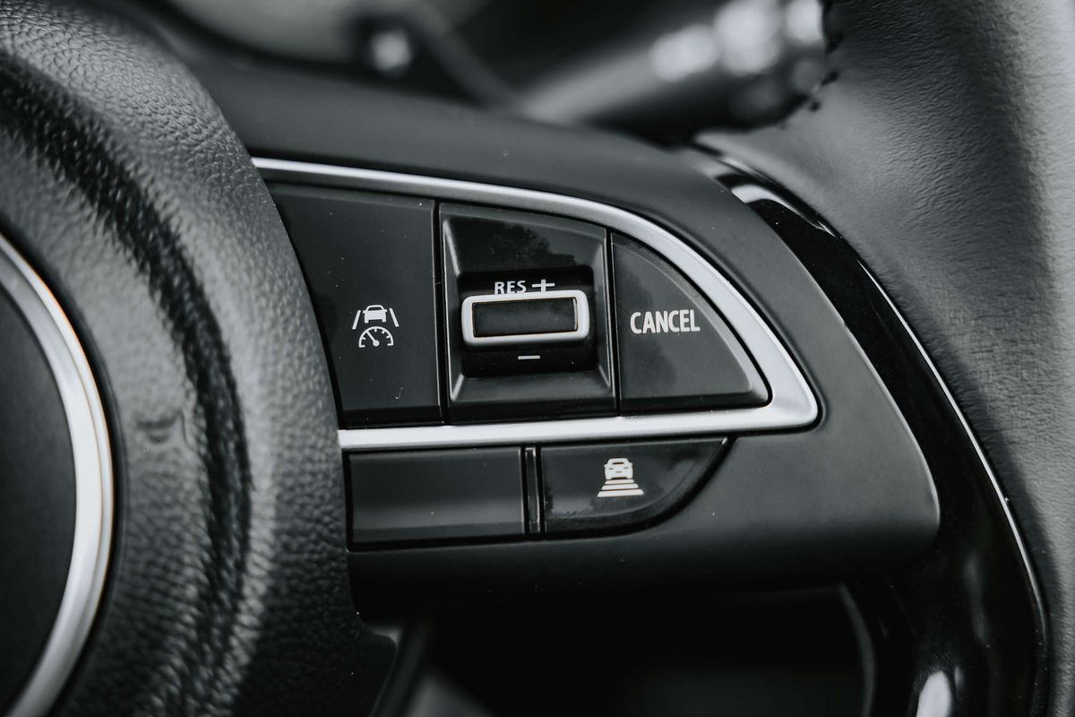 2025 Suzuki Fronx Hybrid GLX KW