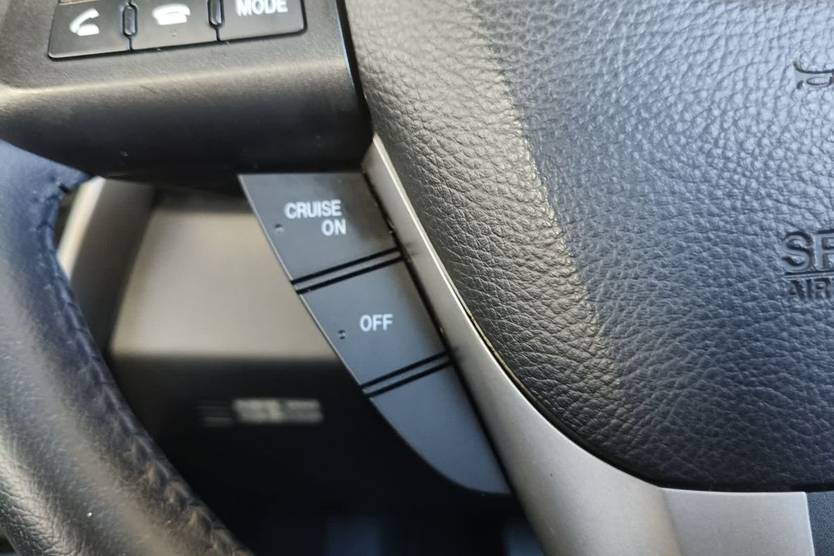 2011 Mazda CX-7 Luxury Sports ER Series 2