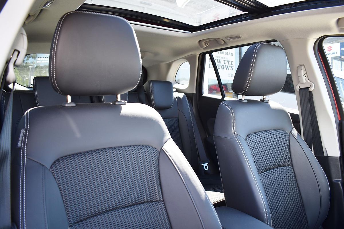 2023 Suzuki S-Cross ALLGRIP Prestige JYB