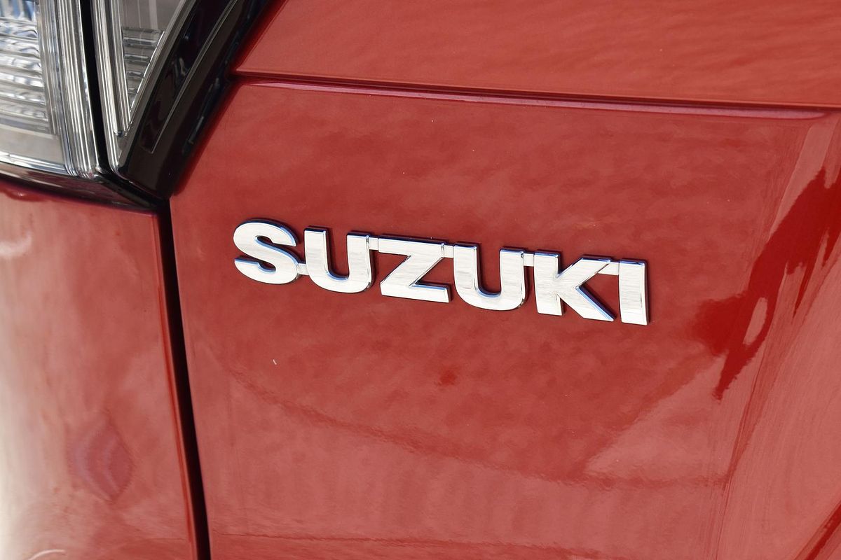 2023 Suzuki S-Cross ALLGRIP Prestige JYB