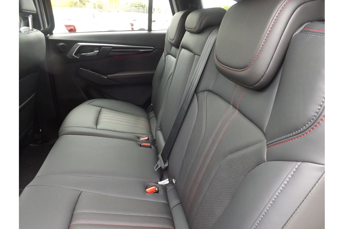 2025 Isuzu MU-X X-TERRAIN