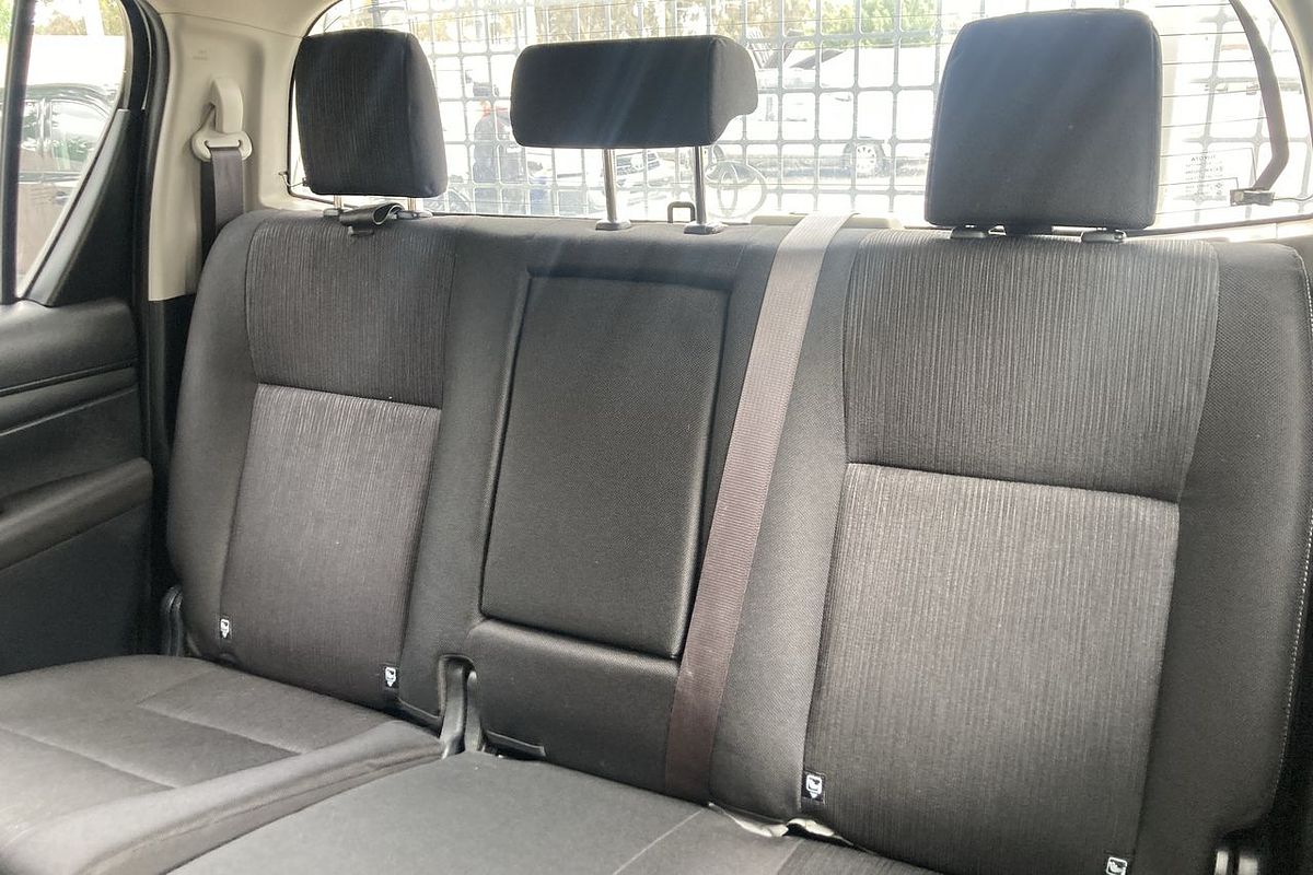 2017 Toyota Hilux SR GUN126R 4X4