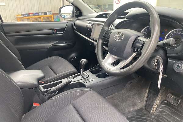 2017 Toyota Hilux SR GUN126R 4X4