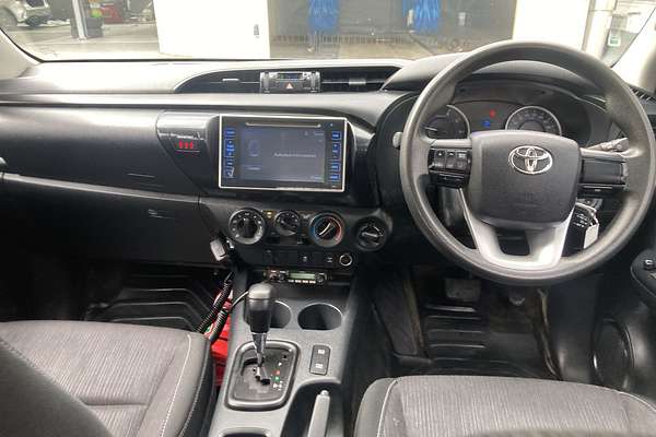 2017 Toyota Hilux SR GUN126R 4X4