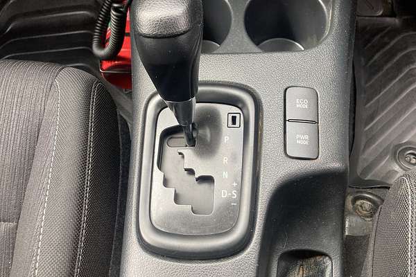 2017 Toyota Hilux SR GUN126R 4X4