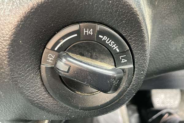 2017 Toyota Hilux SR GUN126R 4X4