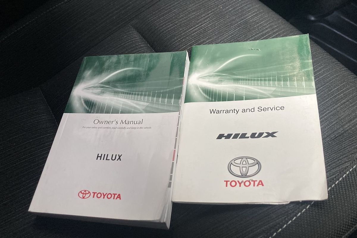 2017 Toyota Hilux SR GUN126R 4X4