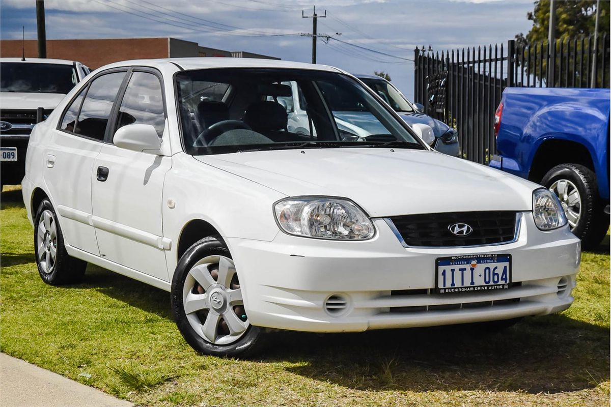 2004 Hyundai Accent GL LC