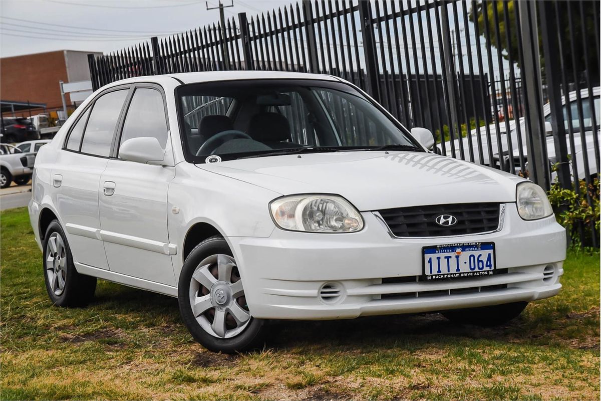 2004 Hyundai Accent GL LC