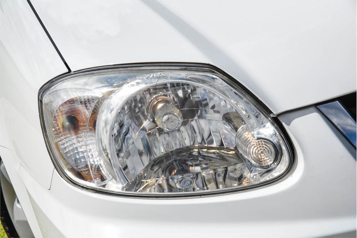 2004 Hyundai Accent GL LC