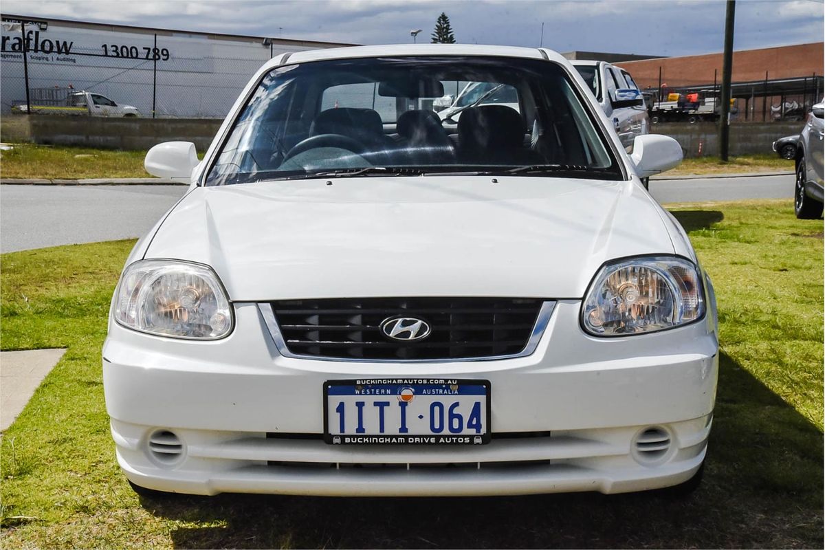2004 Hyundai Accent GL LC