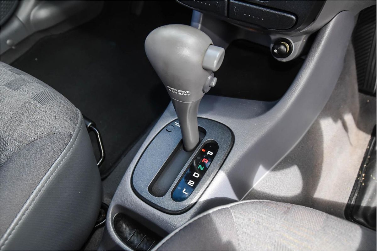 2004 Hyundai Accent GL LC