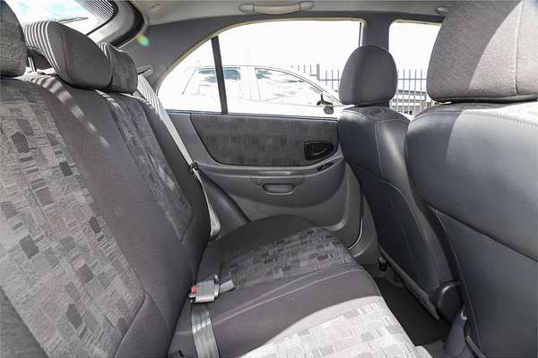 2004 Hyundai Accent GL LC